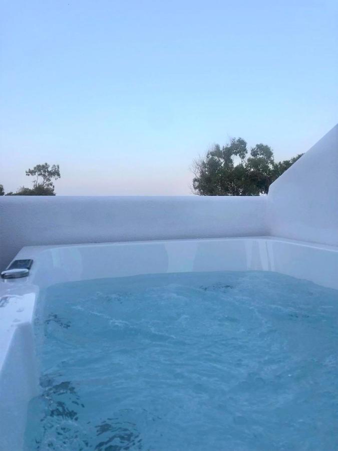 Candele Suites Fira  Exterior photo