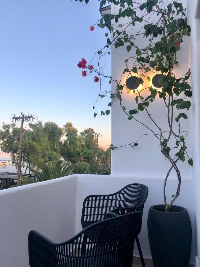 Candele Suites Fira  Exterior photo